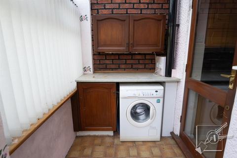 44 Thong Lane, Gravesend, DA12 4LD