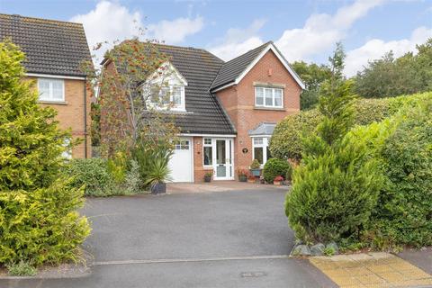 2 Corbin Road, Hilperton, Trowbridge, BA14 7EN