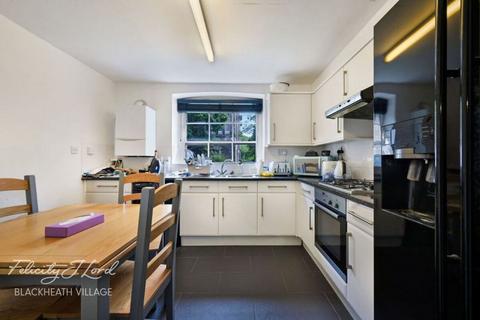 2 bedroom apartment for sale, Mennie House, Gilbert Close, London, SE18