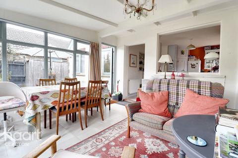24 Beatrice Road, Walton On The Naze, CO14 8HJ