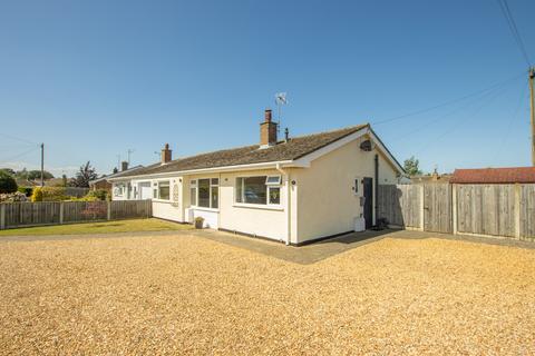 3 bedroom bungalow for sale, South Moor Drive, Heacham