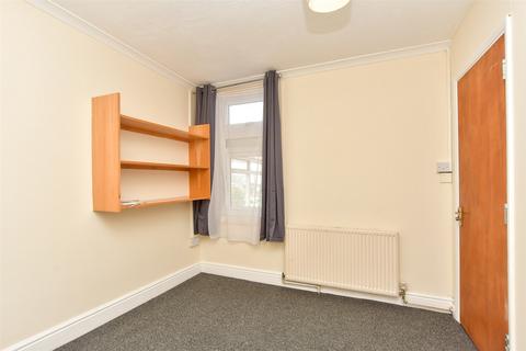 3 bedroom end of terrace house for sale, Leslie Road, Gillingham, Kent