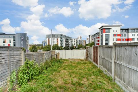 3 bedroom end of terrace house for sale, Leslie Road, Gillingham, Kent