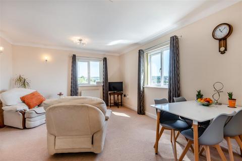 2 bedroom apartment for sale, London Road, Maidstone