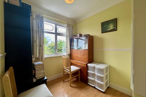 28 Downlands, Waltham Abbey, EN9 1UH