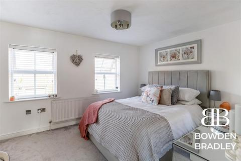 11 Bradley Road, Waltham Abbey, EN9 3YG