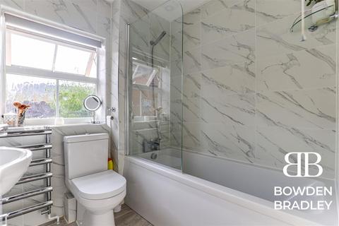 11 Bradley Road, Waltham Abbey, EN9 3YG