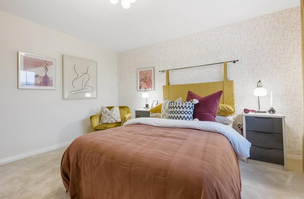 Bedroom 2 - Bay - Redwood Gardens