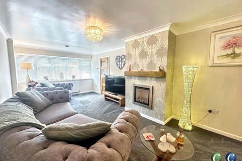 31 Riders Way, Rugeley, WS15 2LZ
