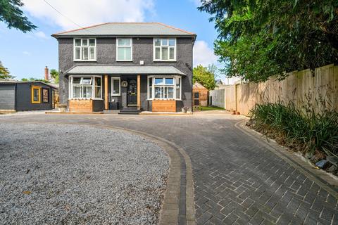 3 bedroom detached house for sale, Tregurra Lane, Truro, Cornwall