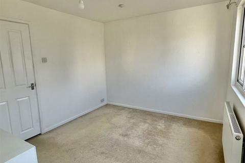 17 Kirby Close, Axminster, EX13 5JA
