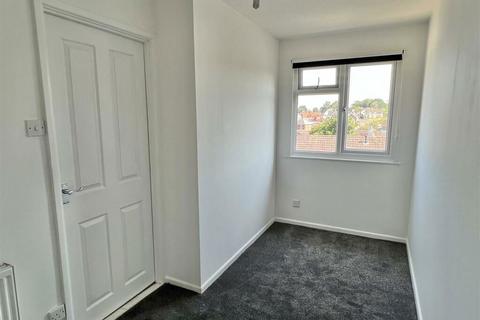 17 Kirby Close, Axminster, EX13 5JA