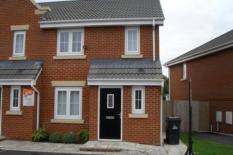 3 bedroom end of terrace house to rent, Baynard Drive, Widnes, WA8