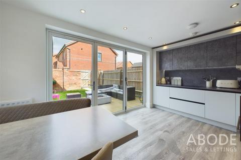 3 bedroom semi-detached house for sale, Amber Place, Swadlincoate DE11