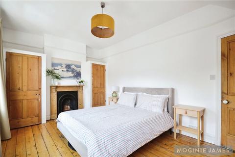 5 Arran Street, Roath, Cardiff, CF24 3HR
