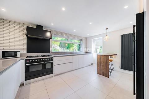 22 Elmstead Lane, Chislehurst, BR7 5EG