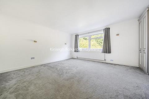 22 Elmstead Lane, Chislehurst, BR7 5EG