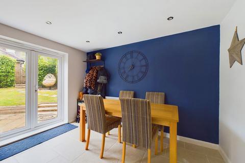 4 bedroom detached house for sale, Saddlers Close, Billingshurst RH14