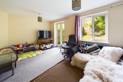 3 bedroom semi-detached house for sale, Olga Road, Nottingham NG3