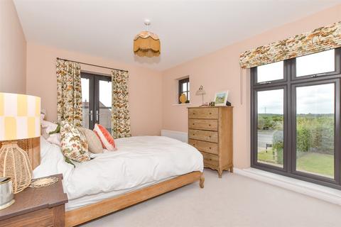 3 bedroom detached house for sale, Polo Field Drive, Littlebourne, Canterbury, Kent