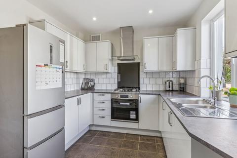 69 Beecroft Way, Dunstable, LU6 1EE