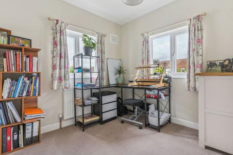 69 Beecroft Way, Dunstable, LU6 1EE