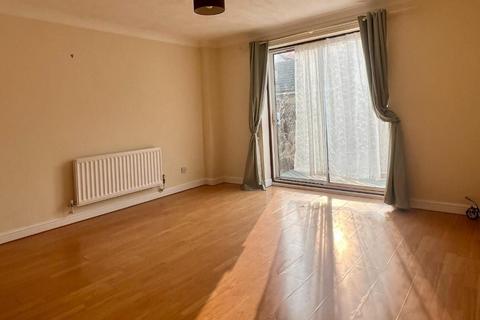 2 bedroom terraced house to rent, Rockingham Road, Bury St. Edmunds IP33