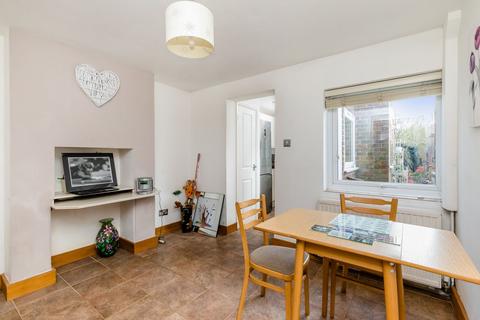 26 Albert Road, Horley, RH6 7JA
