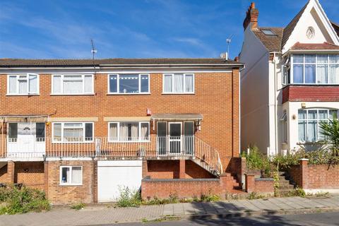 3 bedroom semi-detached house for sale, Broxholm Road, London, Lambeth, SE27 0NA