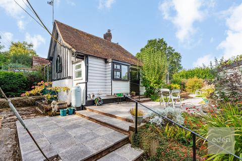 2 bedroom cottage for sale, North Road, Goudhurst, TN17