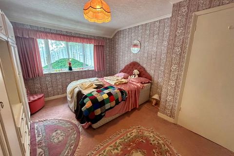 20 Heath Close, Stonnall, Walsall, WS9 9HU