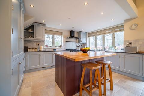 4 bedroom detached house for sale, Court Drive, Lichfield WS14