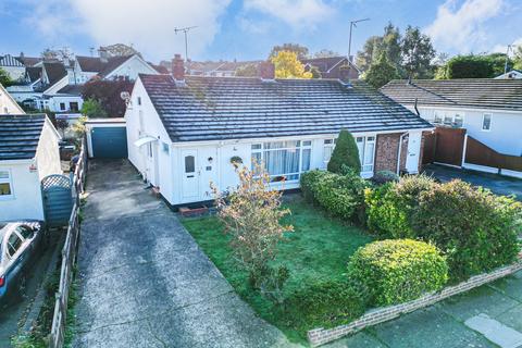 31 Broomfield, Benfleet, SS7 2SR
