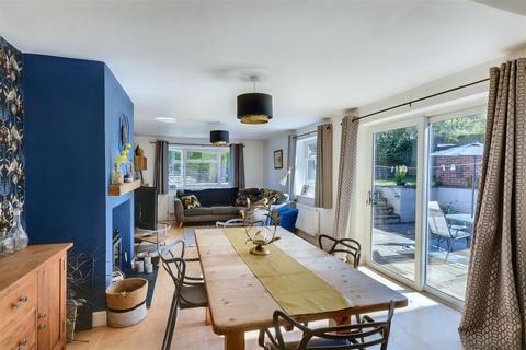 3 Blake Close, Arnold, Nottingham, NG5 6NB