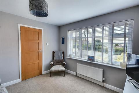 3 Blake Close, Arnold, Nottingham, NG5 6NB