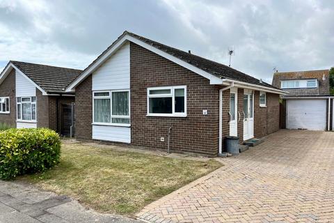 2 bedroom detached bungalow for sale, Andrew Avenue, Felpham, PO22