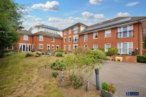 2 bedroom flat for sale, Pell Court, Hornchurch Road, Hornchurch, RM12