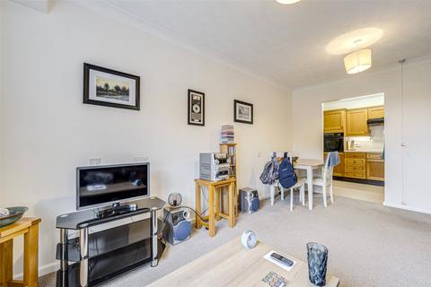 1 bedroom retirement property for sale, Amberley Court, Freshbrook Road, Lancing, West Sussex, BN15