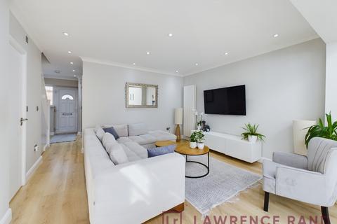 63 Barmouth Avenue, Perivale, Greenford, UB6 8JS
