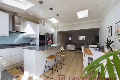 63 Barmouth Avenue, Perivale, Greenford, UB6 8JS