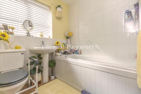 33 Birchgrove Close, Bolton, BL3 4LR