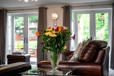 1 Dawney Drive, Sutton Coldfield, B75 5JA