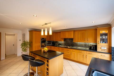 1 Dawney Drive, Sutton Coldfield, B75 5JA