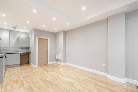 2 bedroom flat to rent, Waldram Park Road, Forest Hill, London, SE23