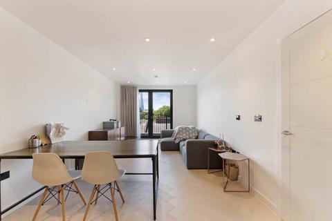 2 bedroom flat to rent, Dock Street, Tower Hill, LONDON, E1