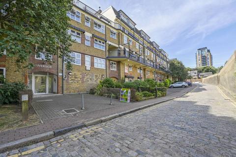 2 bedroom flat for sale, Riverside Mansions, Wapping, London, E1W