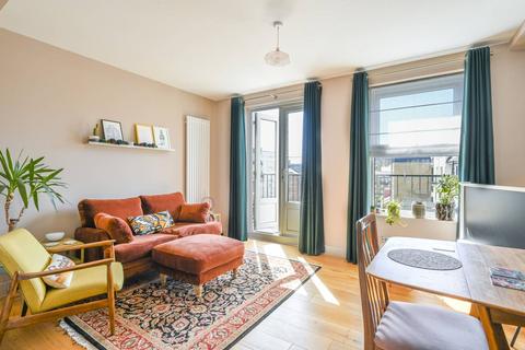 2 bedroom flat for sale, Riverside Mansions, Wapping, London, E1W