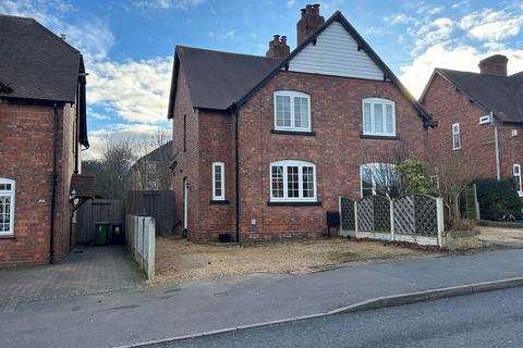 107 Hardwick Road, Sutton Coldfield, B74 3DW