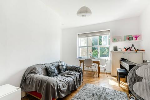 1 bedroom flat to rent, Palace Road, Tulse Hill, London, SW2