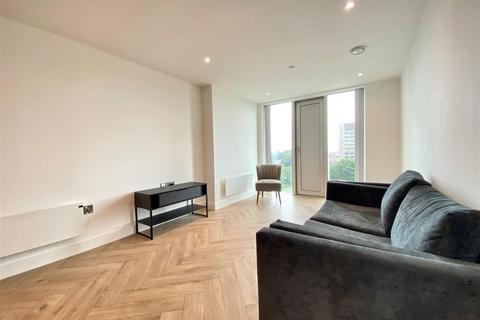 2 bedroom apartment to rent, Elizabeth Tower, Chester Road, Manchester